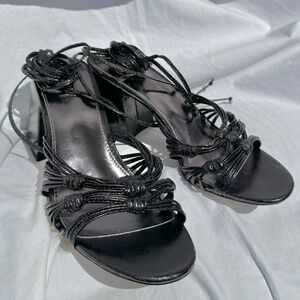 Knotted Black Strappy Ankle Sandal w Block heel